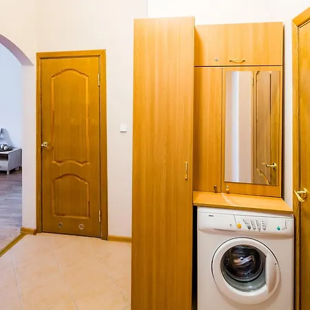 на гнатюка 17 Apartment