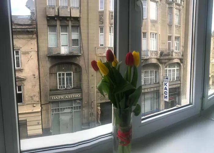 на гнатюка 17 リヴィウ