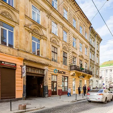 на гнатюка 17 Lviv