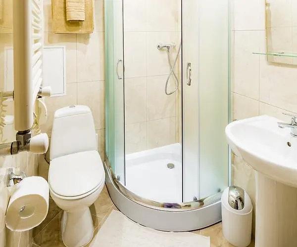 на гнатюка 17 * Lviv